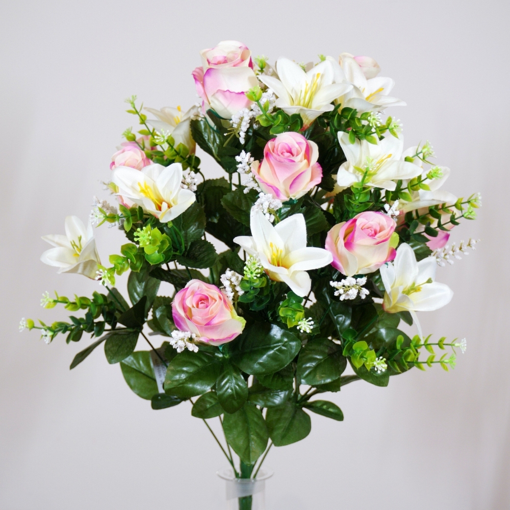 Mazzo rotondo di boccioli di rosa e day lily in combinazione rosa e bianco