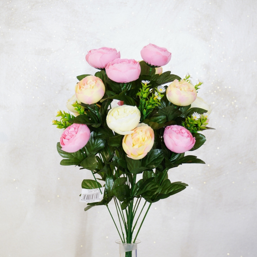 Mazzo rotondo di ranuncolo in combinazione rosa e crema