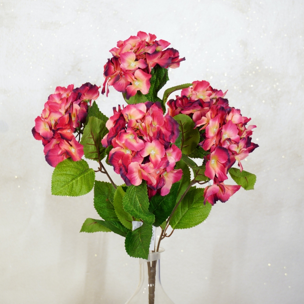 Mazzo rotondo di ortensie in colre fuxia
